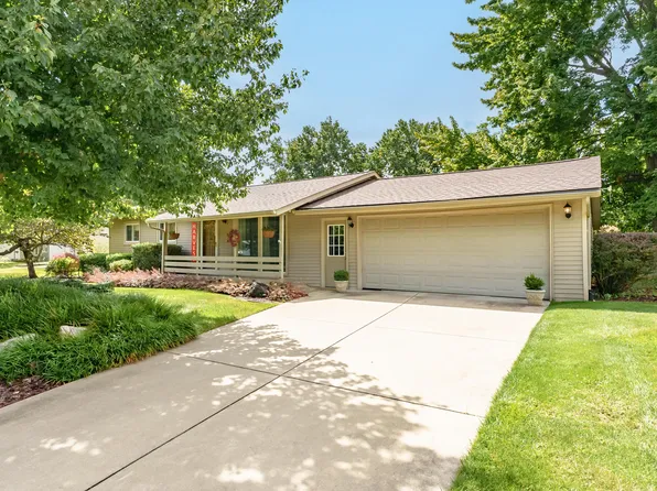 4130 Fireside Ave, Portage, MI 49002