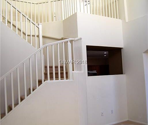 5th image of 184 Flying Hills Ave