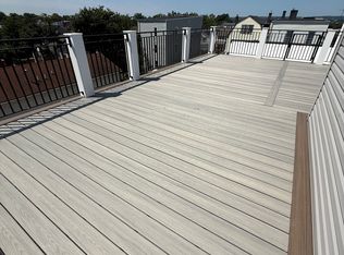 715 S 17th St #2, Newark, NJ 07103