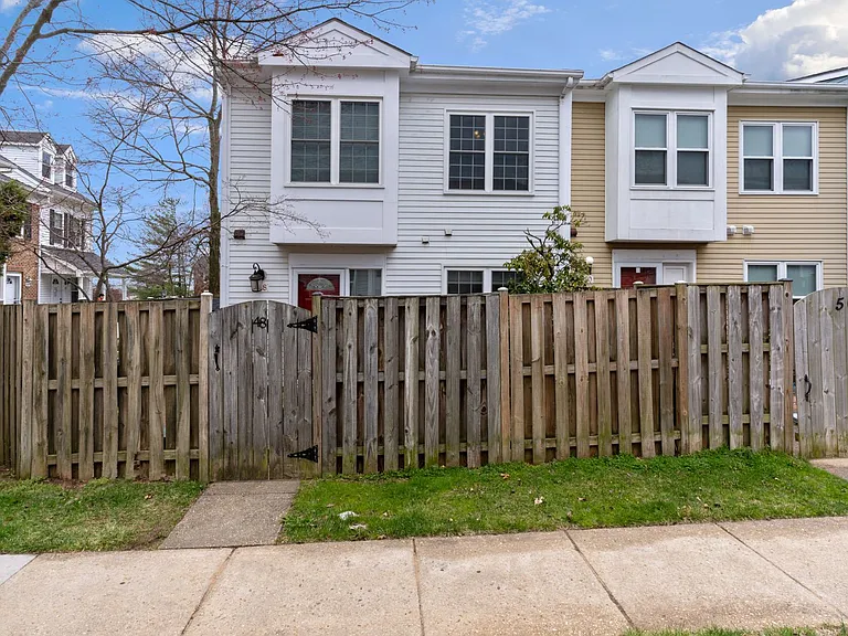 48 Avonshire Ct — Photo 33
