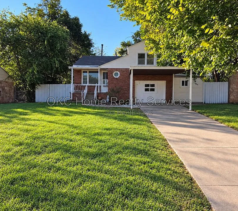 3124 Pioneer Ave