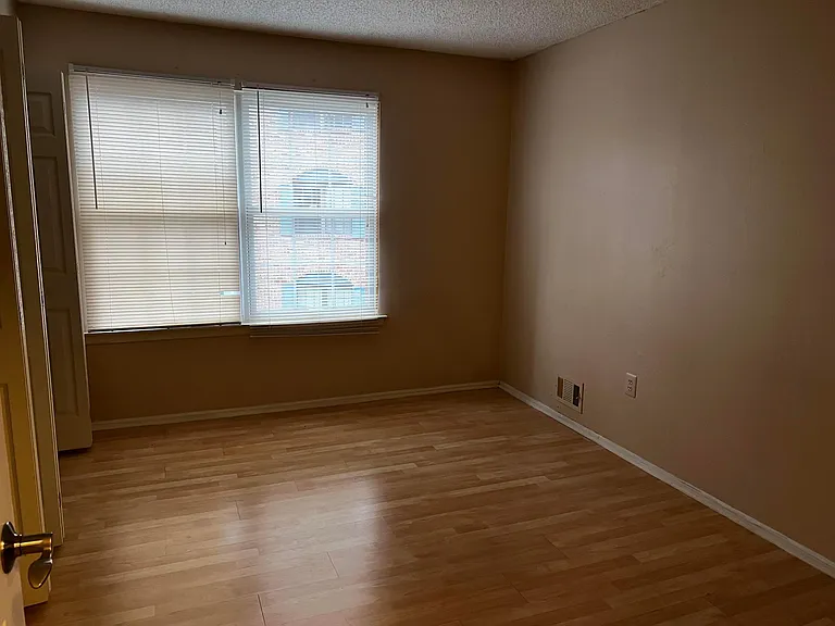 32 Scherer Ct — Photo 7