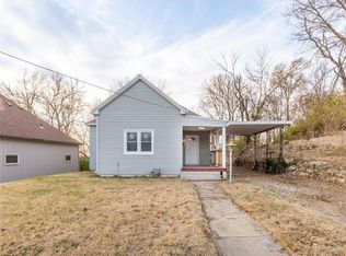 6030 Lookout St, Saint Joseph, MO 64504