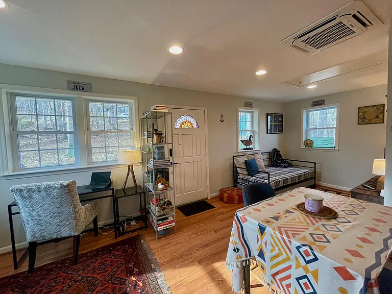 308 Pine Dr — Photo 4