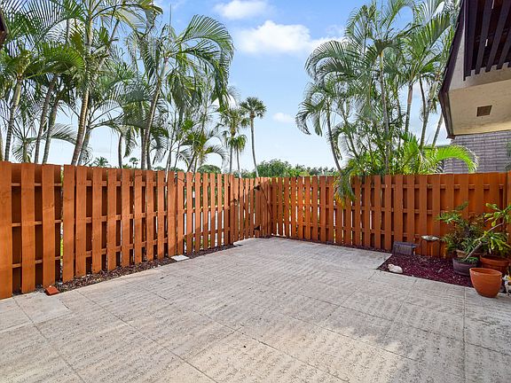 3rd image of 326 Jupiter Lakes Blvd APT 2321D