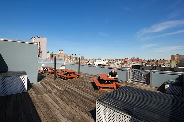 Rented by Jonis Realty | media 41