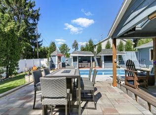 1140 Romin Rd, Lake Geneva, WI 53147