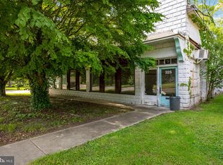 325 W Main St, Moorestown, NJ 08057