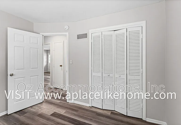 3609 W 47th St — Photo 11
