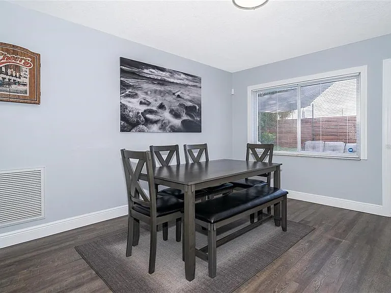 814 Malone Dr — Photo 12