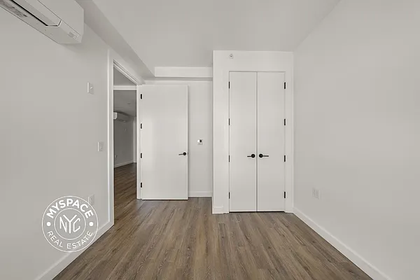 Rented by MySpaceNYC | media 11