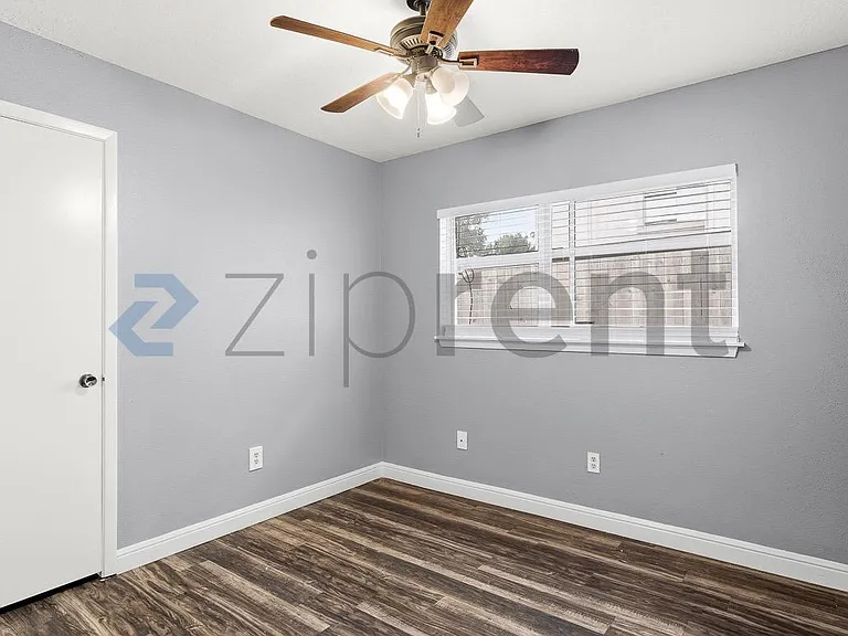 10914 Clear Fork Dr — Photo 19