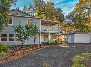 22131 Hidden Valley Dr, Redding, CA 96003
