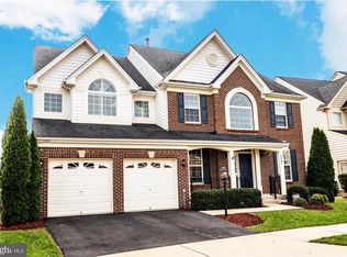 16585 Space More Cir, Woodbridge, VA 22191