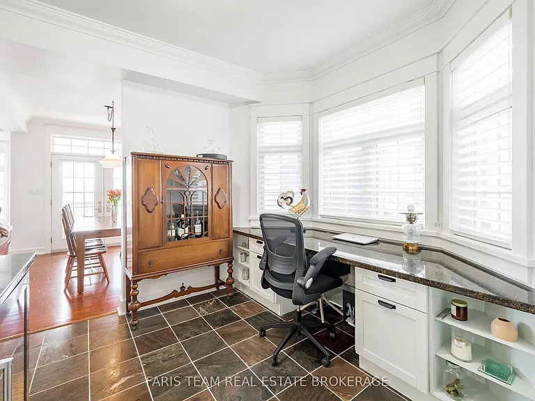 155 William St #12 — Photo 10