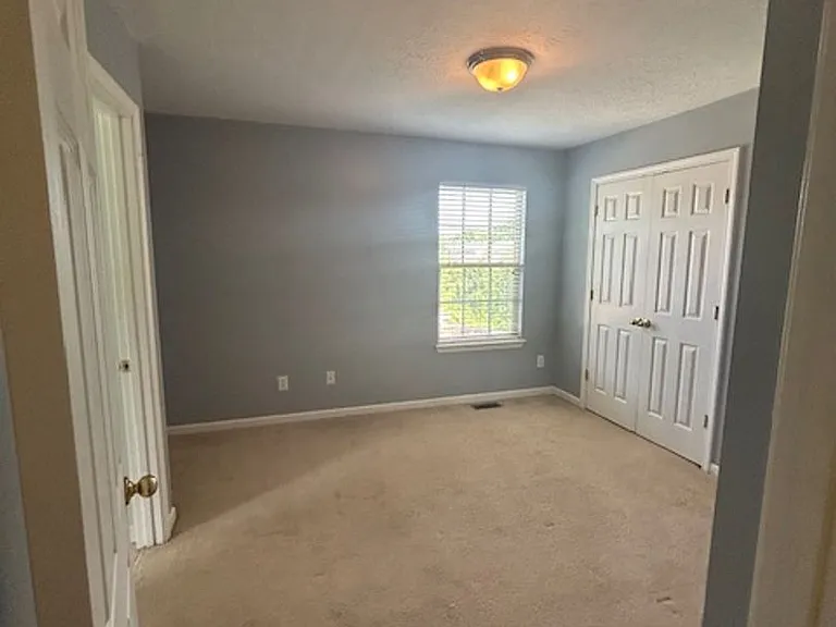 2709 Michelle Park — Photo 20
