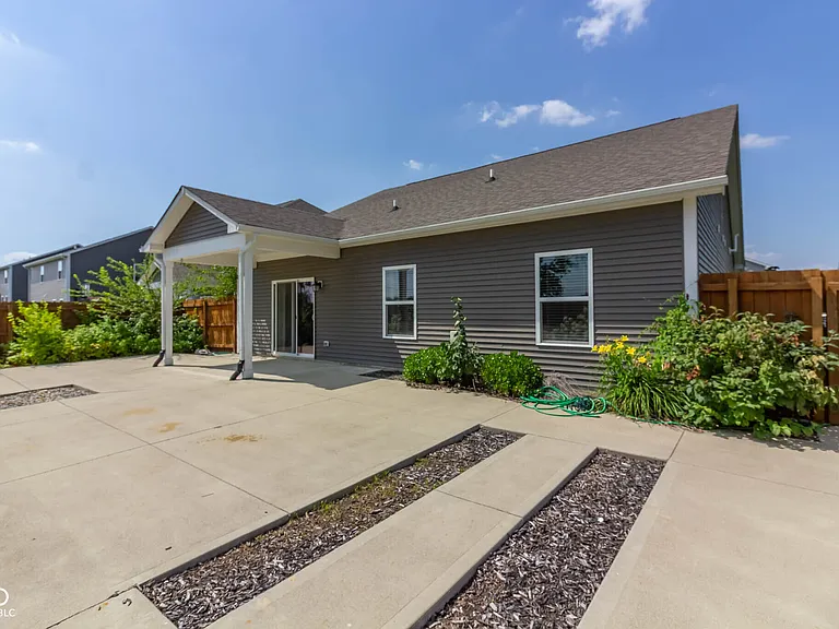 4501 Creighton Ln — Photo 17