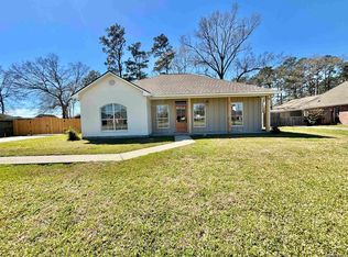 30987 Meadow Wood Blvd, Denham Springs, LA 70726