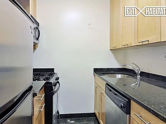 2nd image of 145 4th Ave APT 11H