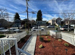 2917 Otis St, Berkeley, CA 94703