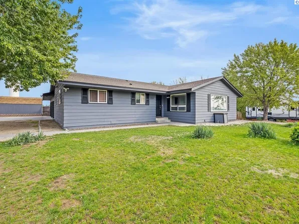 1202 Karen Ave, Benton City, WA 99320