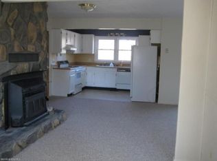 2000 Broken Oak Dr, Blacksburg, VA 24060