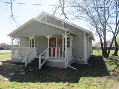 215 E Thomas St, Leonard, TX, 75452