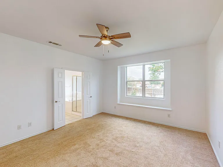 8008 Joshua Tree Ct — Photo 12