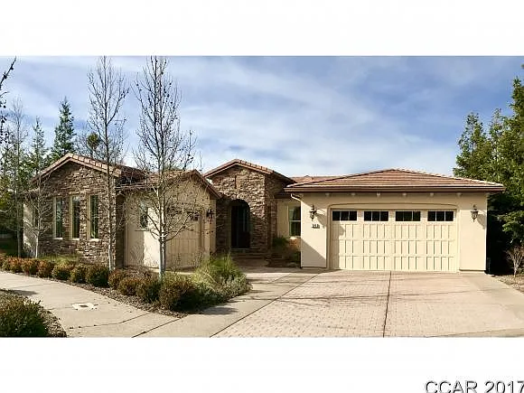 224 Oak Wood Ct photo 1