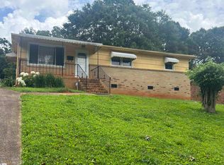 9 Roosevelt Ave, Greenville, SC 29607