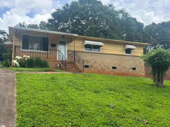 9 Roosevelt Ave, Greenville, SC 29607