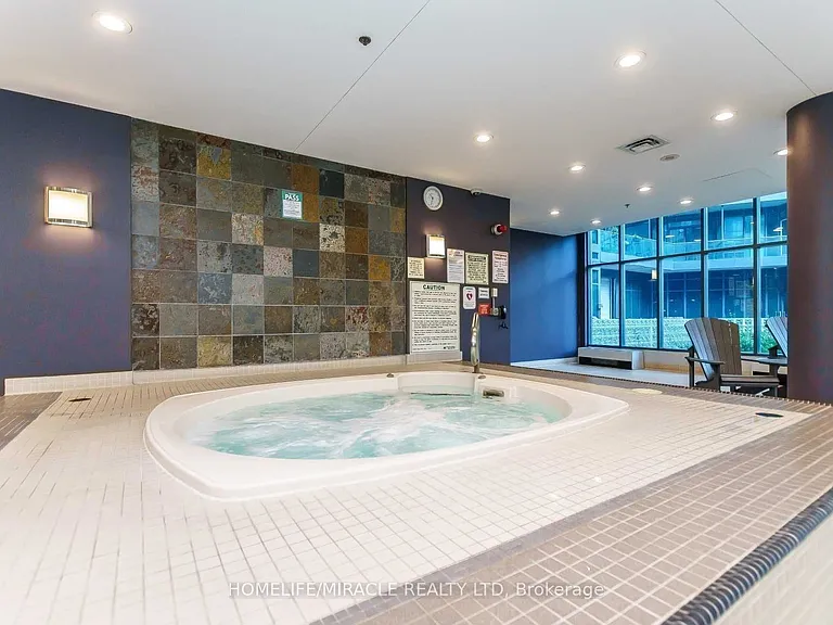 231 Fort York Blvd #2310 — Photo 14