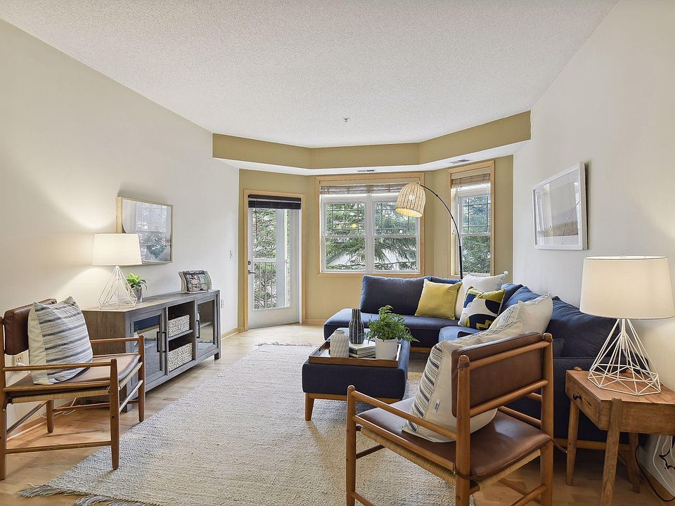 1st image of 2530 E 34th St APT 207