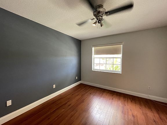 4th image of 12738 Maypan Dr #570