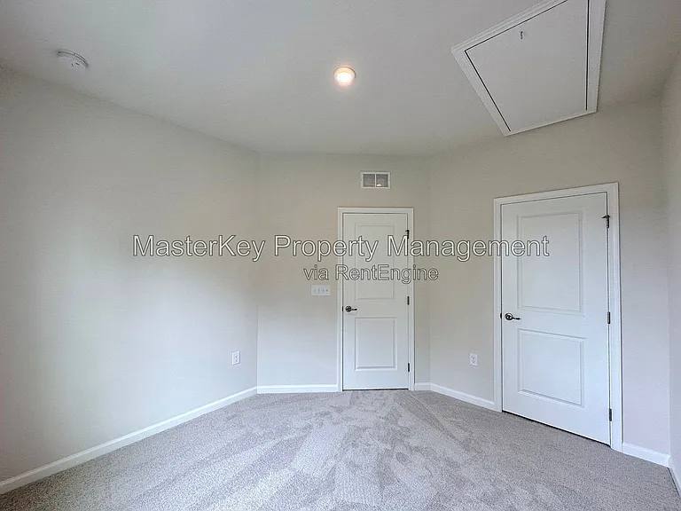 1018 Kentlands Dr — Photo 17