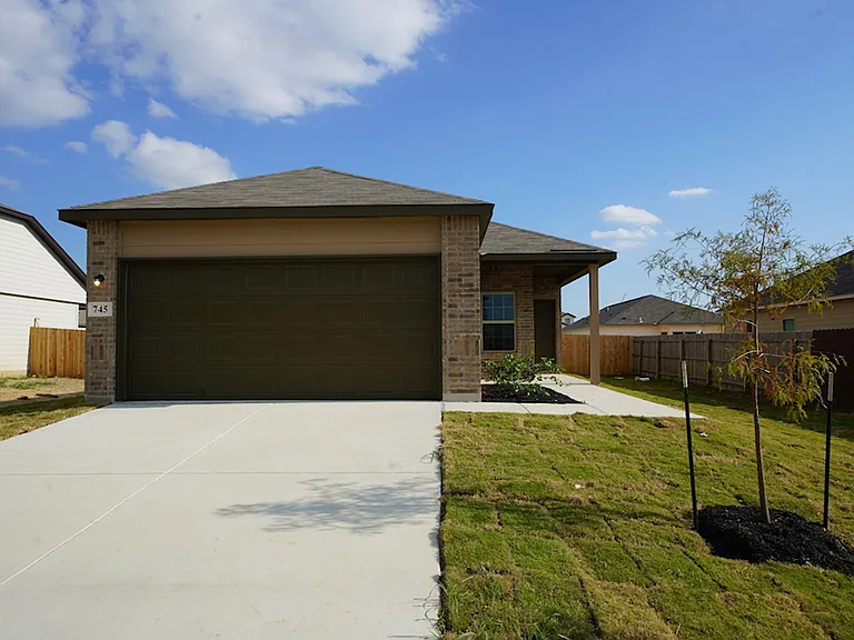 745 Tupelo Tank Dr — Photo 1