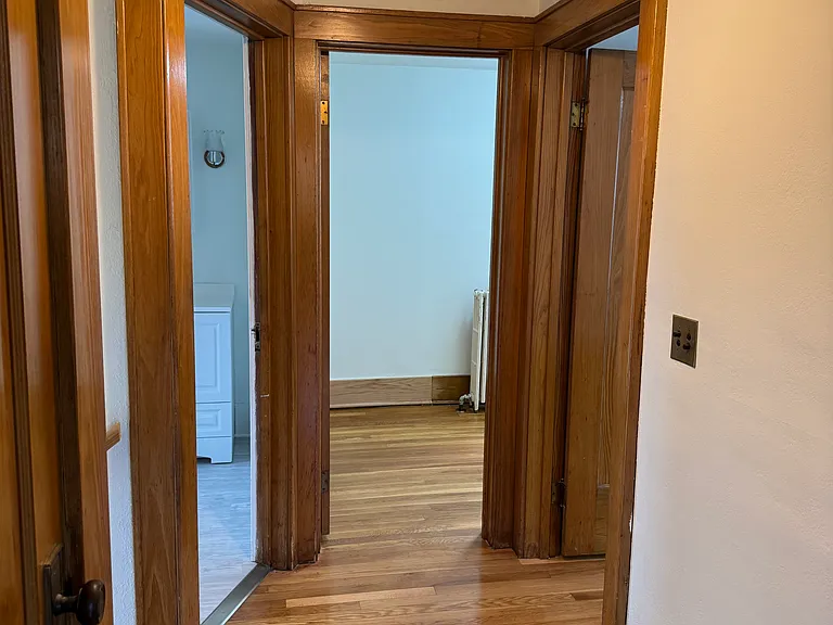 83 Navarre Rd — Photo 25