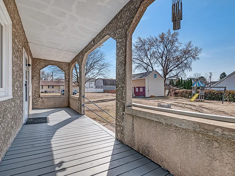 516 Hickory St — Photo 42