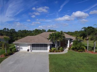 1140 Rotonda Cir, Rotonda West, FL 33947