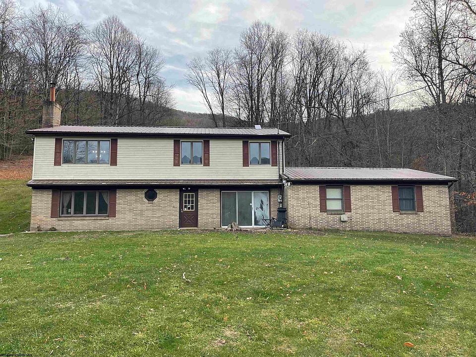 1st image of 134 Hideaway Dr