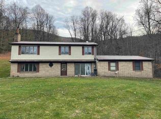 134 Hideaway Dr, Elkins, WV 26241