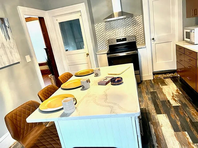 1209 N Morrison St — Photo 17