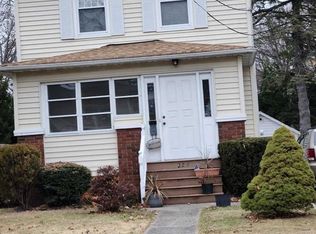 229 Hickory Ave, Tenafly, NJ 07670