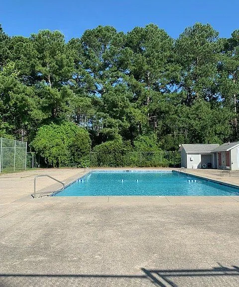 124 W Victoria Ct — Photo 15
