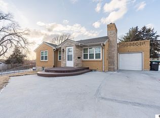 3702 N 60th St, Omaha, NE 68104