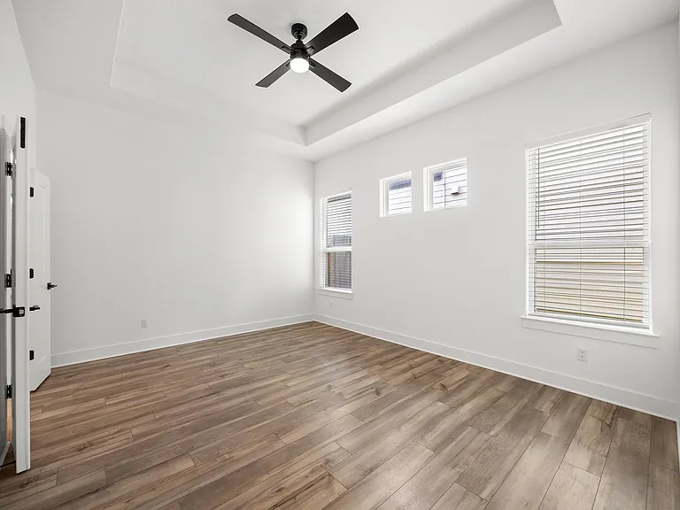5312 Bruno St — Photo 16