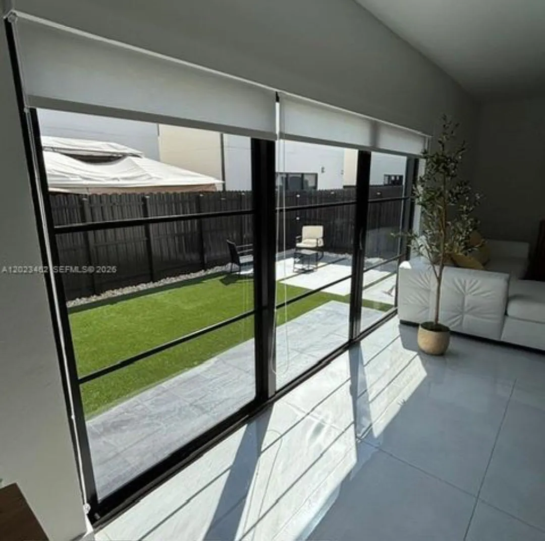 4 bed, 1810 sqft, $3,550 — Photo 3