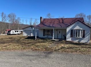 265 The Flats Dr, Clintwood, VA 24228