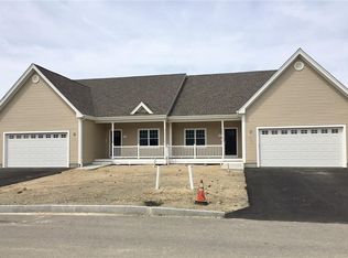 11 Mill Stream Dr, Cumberland, RI 02864