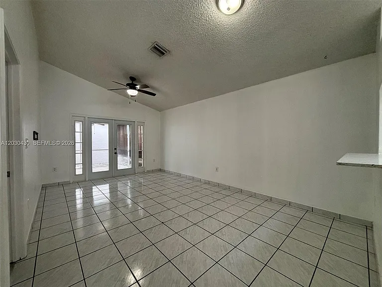 12713 SW 146th Ln — Photo 10